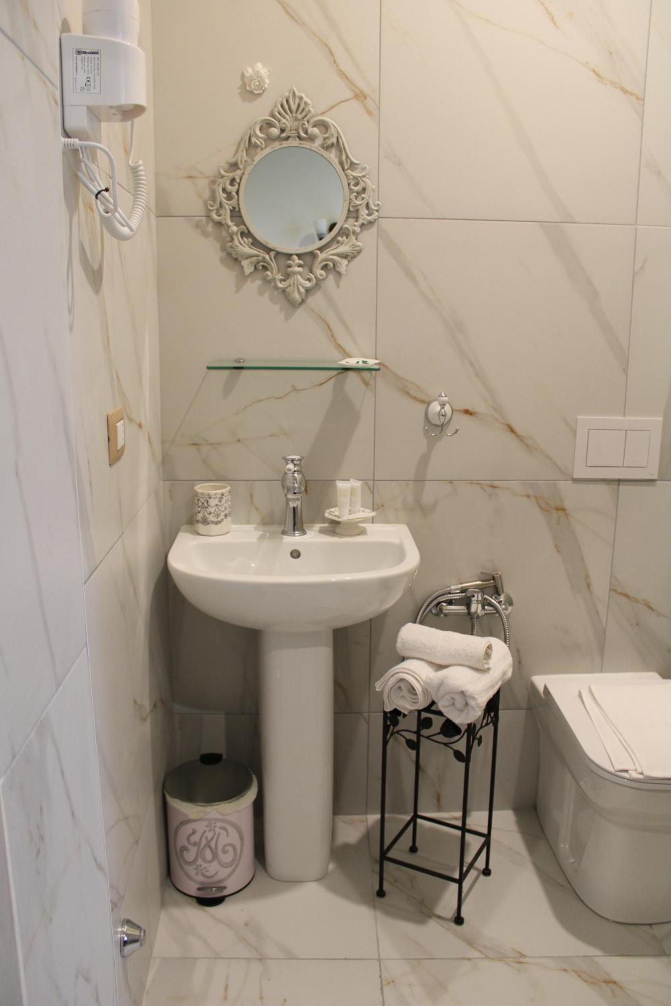 Gli Alloggi De Il Piccolo Borgo Castel Maggiore Extérieur photo